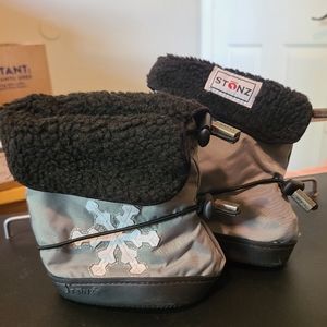 STONZ Baby Snowflake Winter Boots w/ Lining Medium